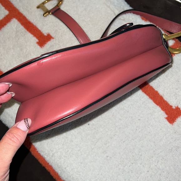 Dior Medium Saddle Bag - Picture 4 of 9